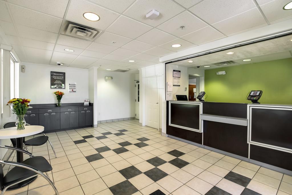Studio 6-East Brunswick, Nj - Nyc Area Екстериор снимка