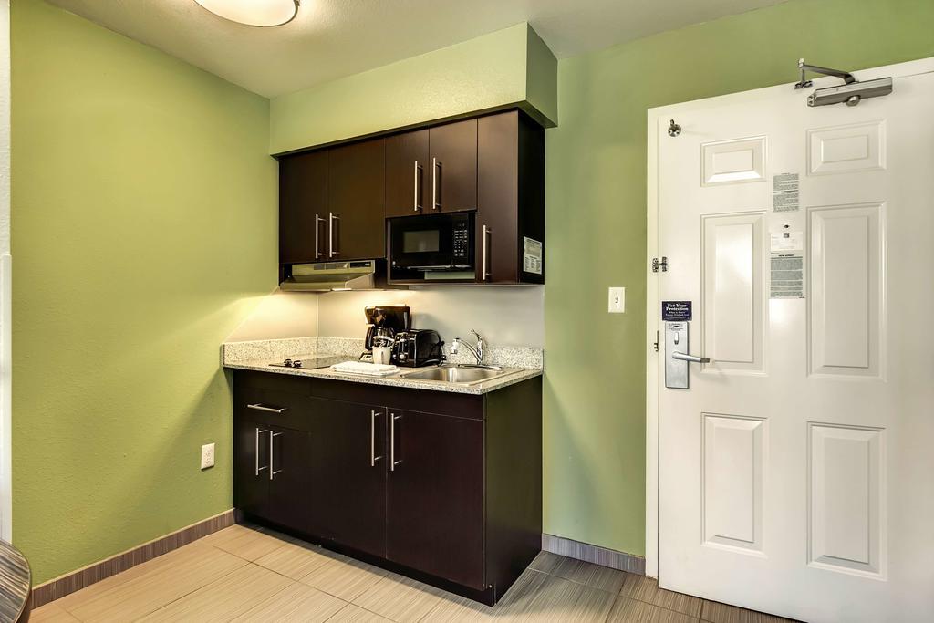 Studio 6-East Brunswick, Nj - Nyc Area Екстериор снимка